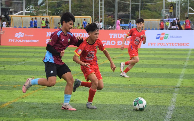 Ưu điểm khi chơi bóng đá Saba so với kèo thường